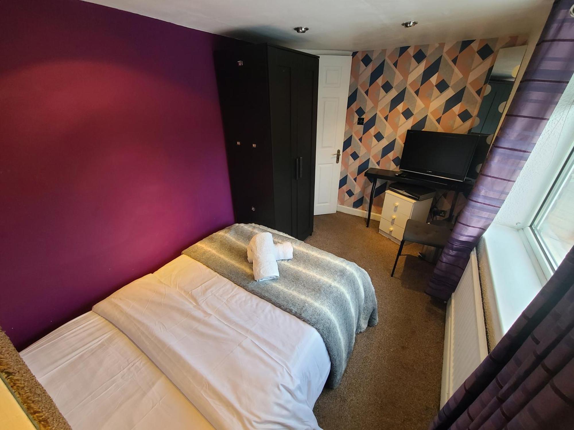 Grand Near Etihad Stadium Coop Live Droylsden Екстериор снимка